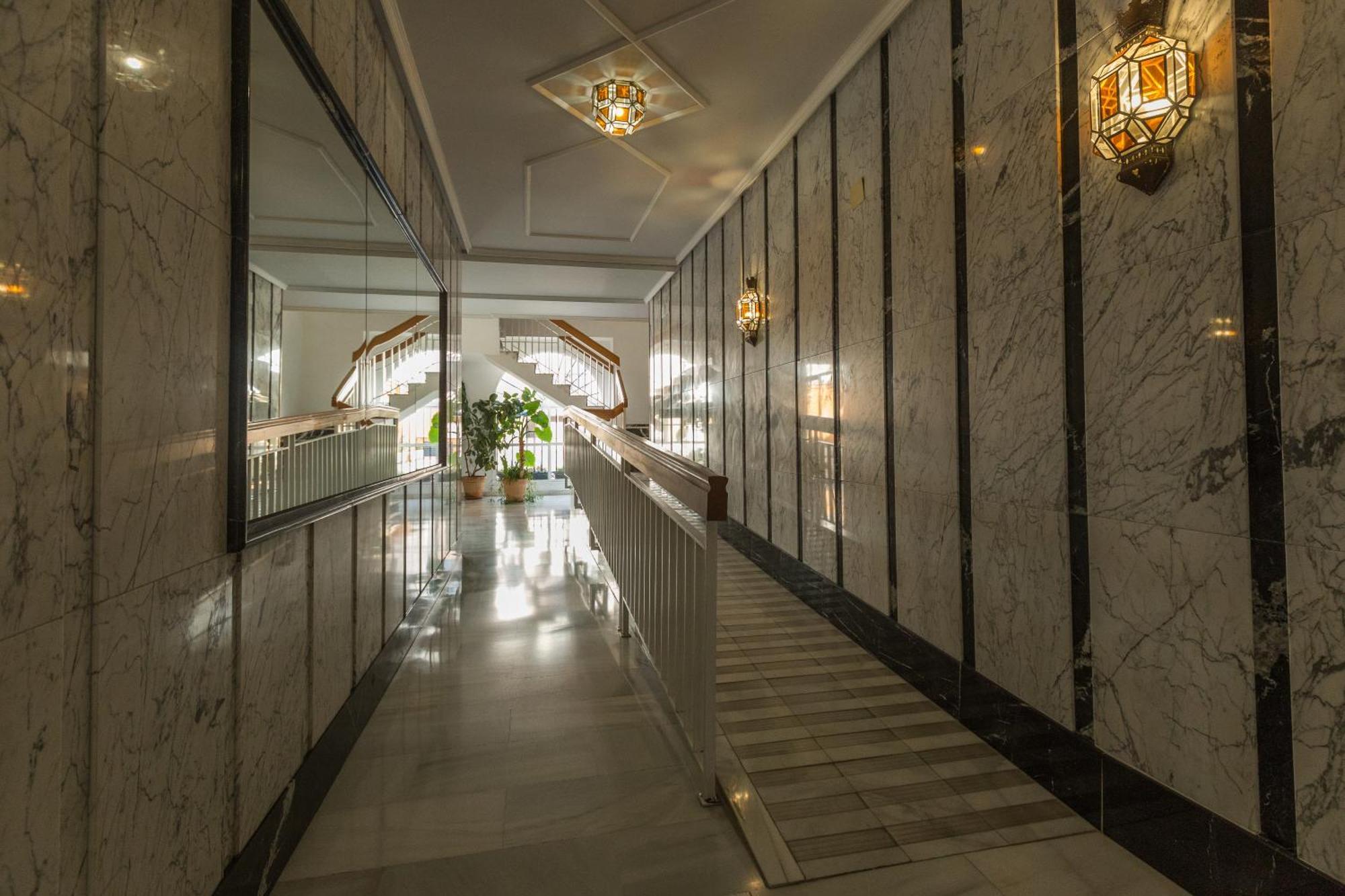 Gracia Suites - Centro Y Confort Con Parking Gratis Гранада Екстериор снимка